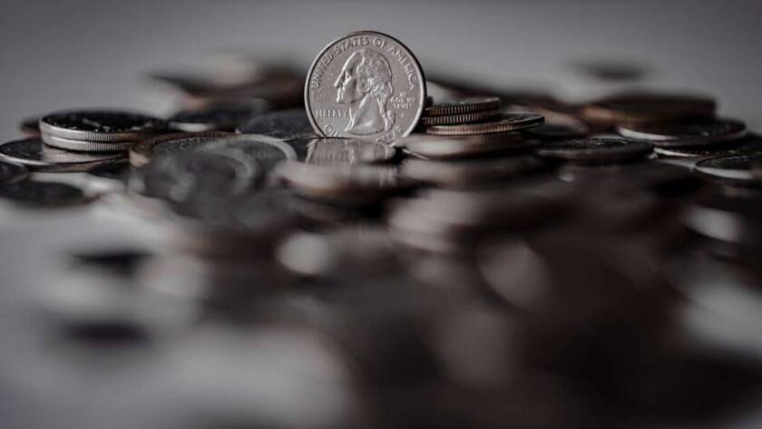 GBP/USD Outlook: Stuck at 1.3200 Amidst a Tug-of-War in the Markets!