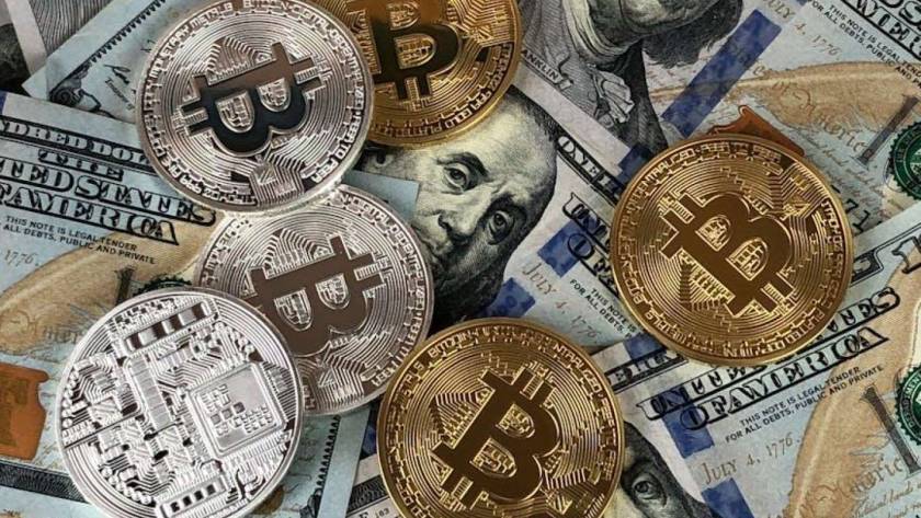 Bitcoin Reclaims $100,000, Corporate Credit Spreads Falling: Here’s Why You Should Stack Some More